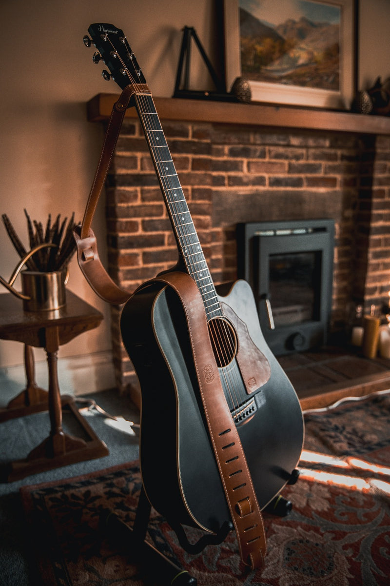 Leather acoustic guitar strap