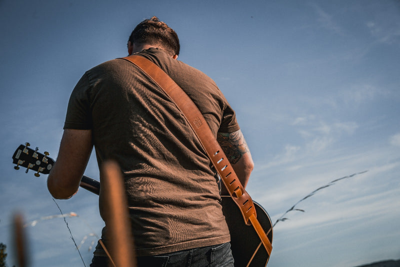 Leather acoustic guitar strap