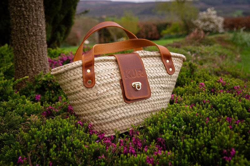 Small Straw Summer Handbag in Burnt Tan
