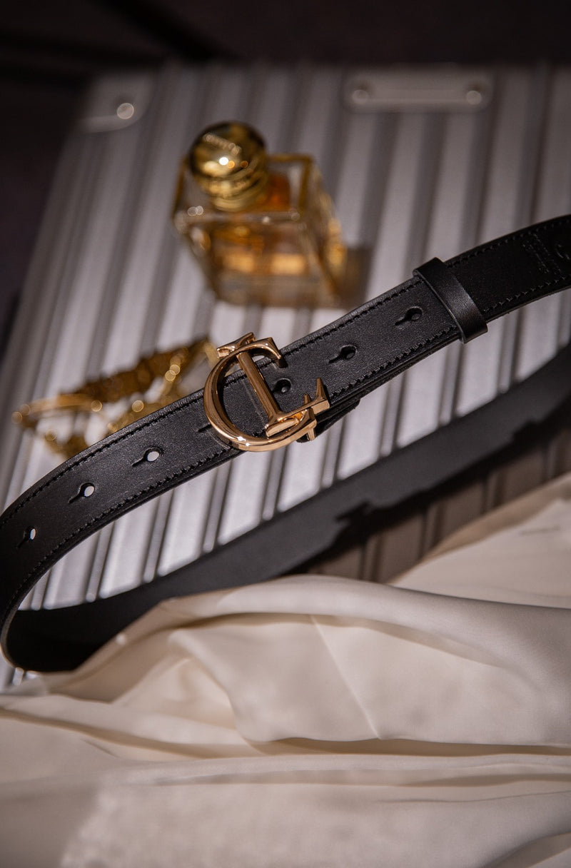 CL Signature Belt in Black Leather with Gold Buckle