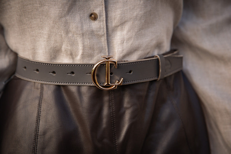 CL Signature Belt in Smooth Carbon Grey Leather with Gold Buckle