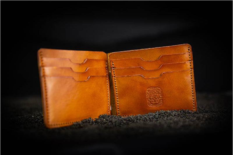 Benjamin leather wallet in light brown, open
