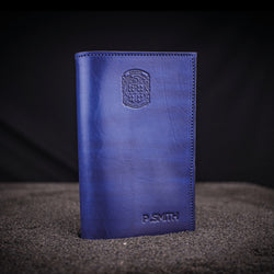 blue engraved leather golf score scorecard holder with coupland crest